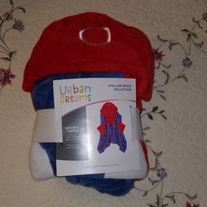 New children's hooded throw